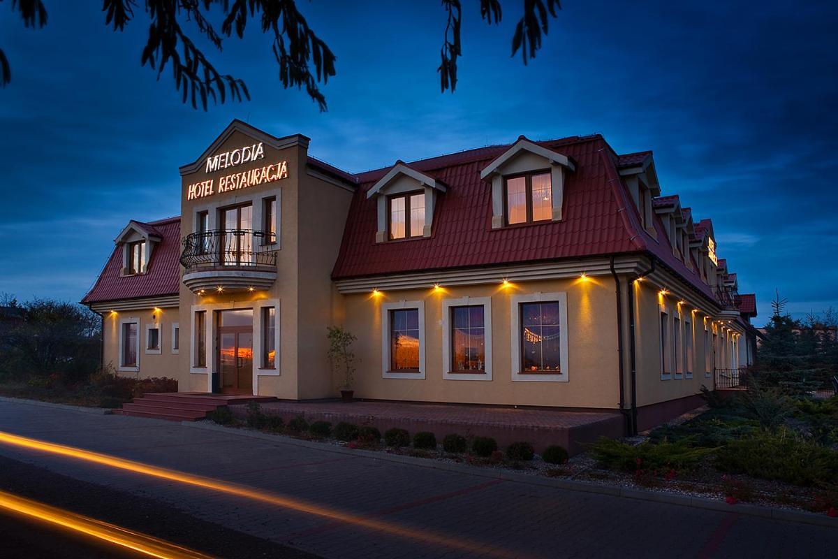 Hotel Melodia *** Buk  Экстерьер фото