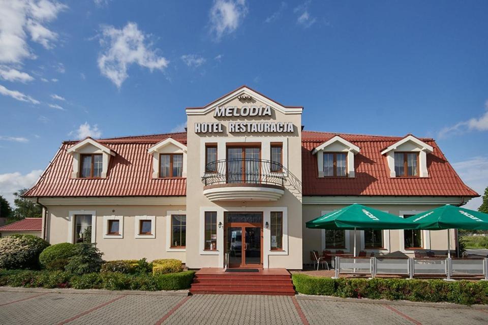 Hotel Melodia *** Buk  Экстерьер фото